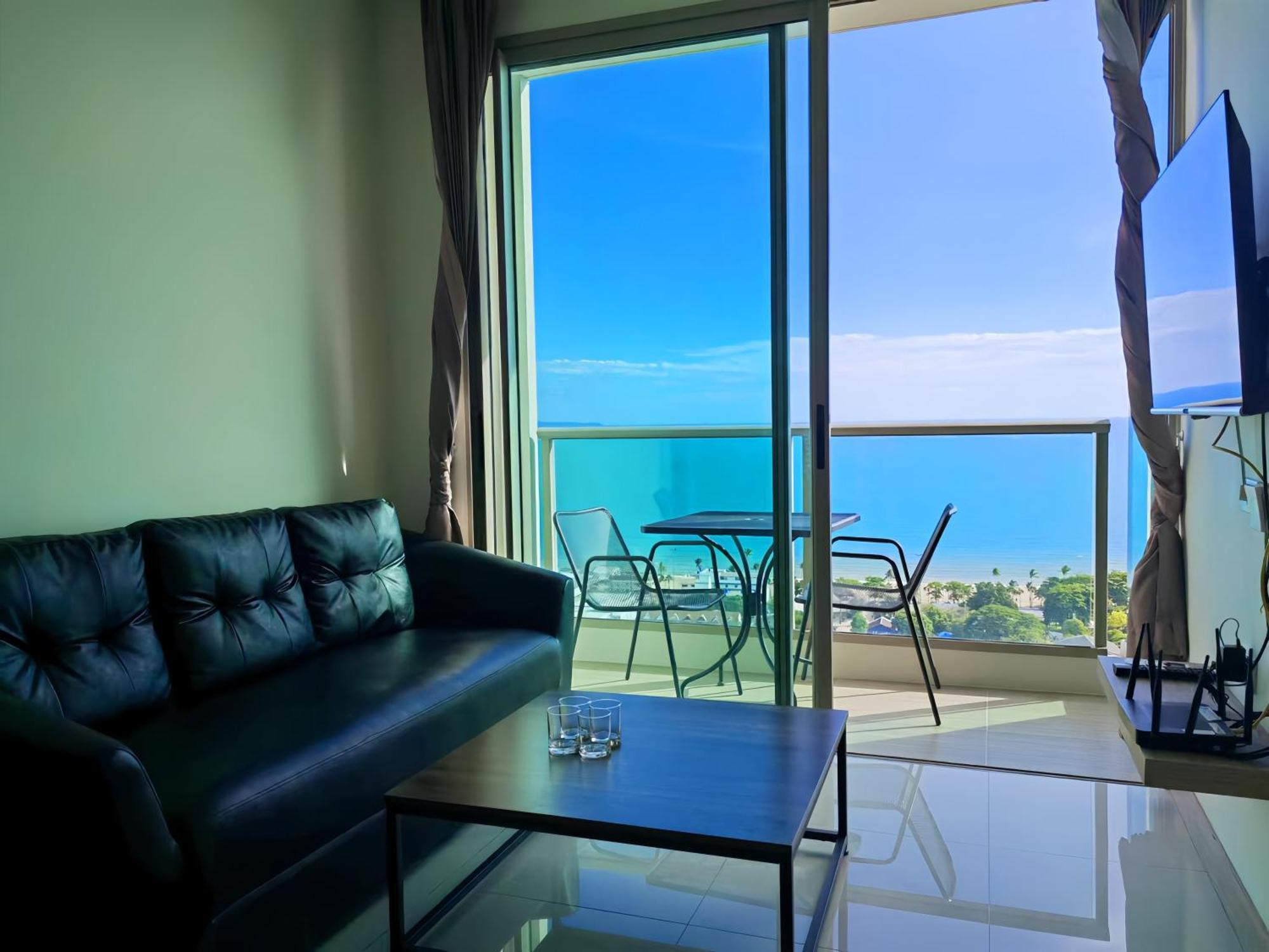 芭提雅高层海景奢华公寓the Riviera Jomtien生香家直达海滩2704 Praia de Jomtien Exterior foto