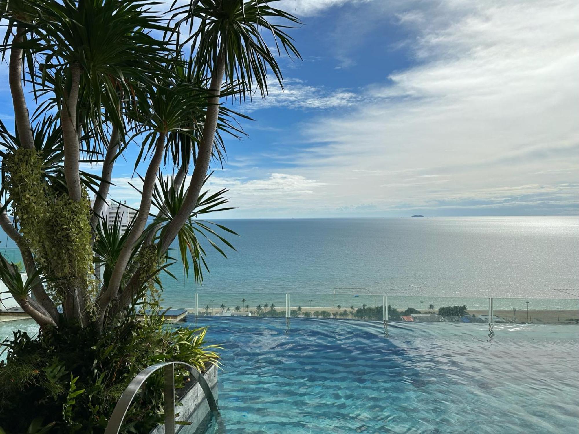 芭提雅高层海景奢华公寓the Riviera Jomtien生香家直达海滩2704 Praia de Jomtien Exterior foto